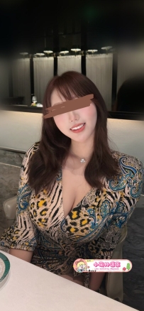 巨乳系列  奶茶  163cm/50/E/28歲
